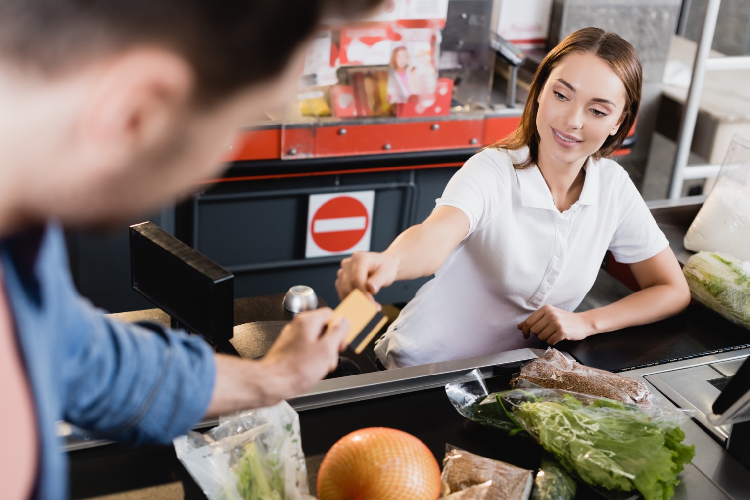 Man refusing to use self-checkout kiosk at grocery store