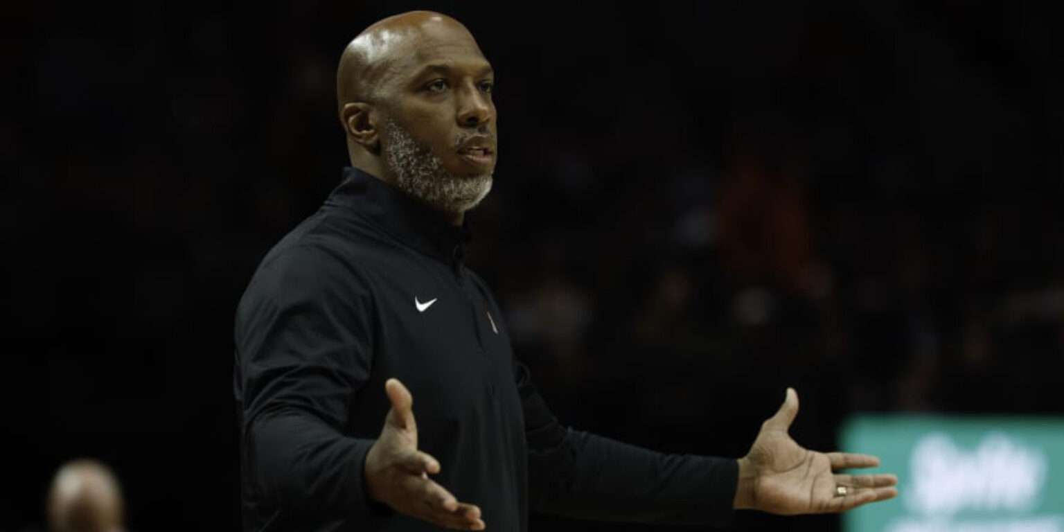 Chauncey Billups gestures courtside during a basketball game.